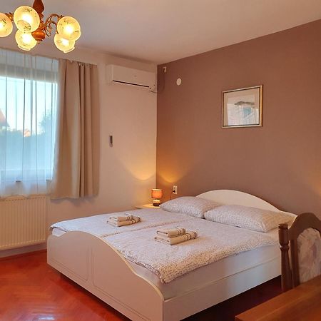 Guesthouse Vila Slunj Eksteriør billede