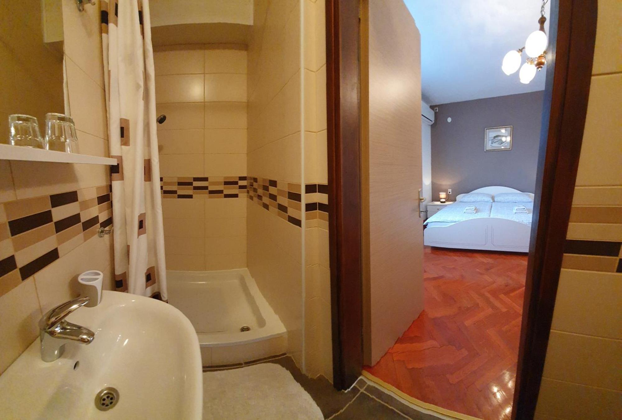 Guesthouse Vila Slunj Eksteriør billede