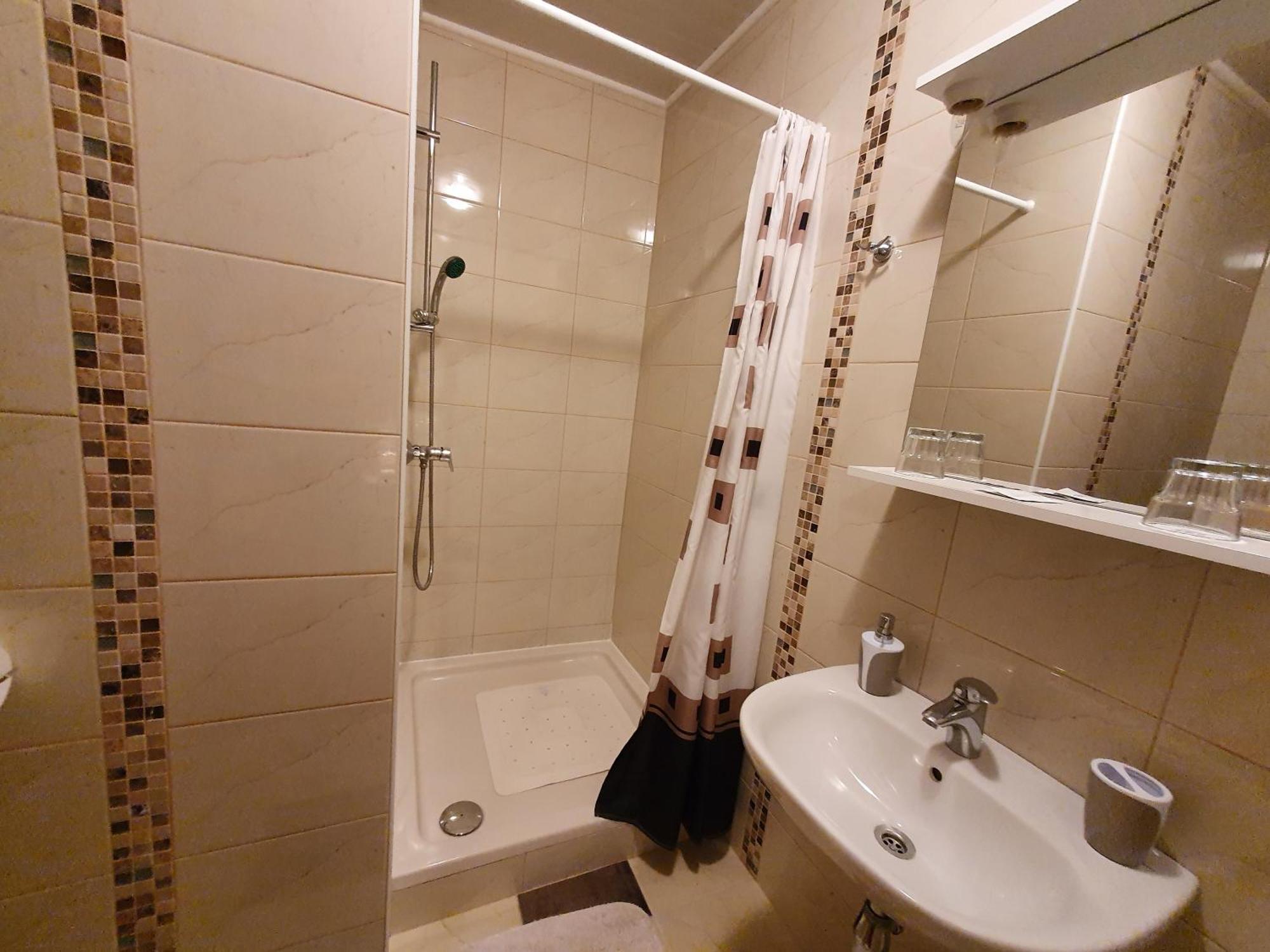 Guesthouse Vila Slunj Eksteriør billede